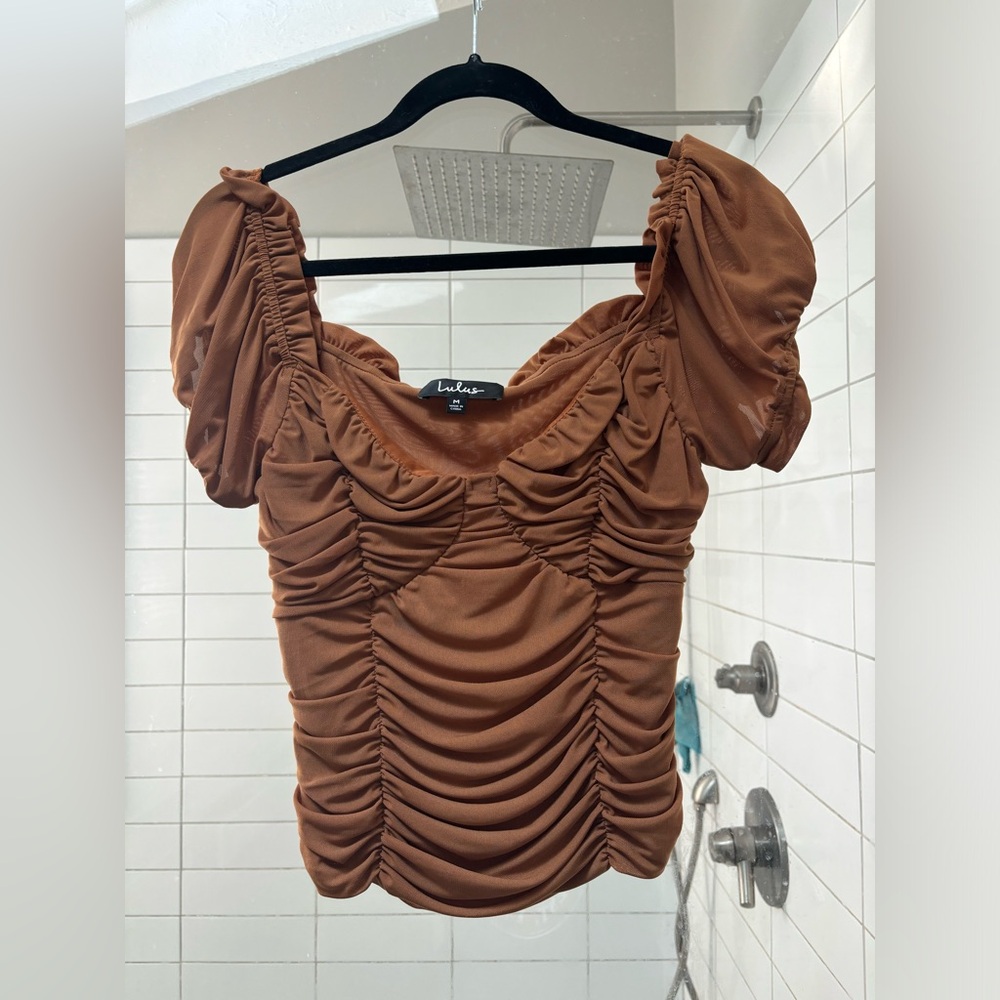 Brown Lulu’s crop top